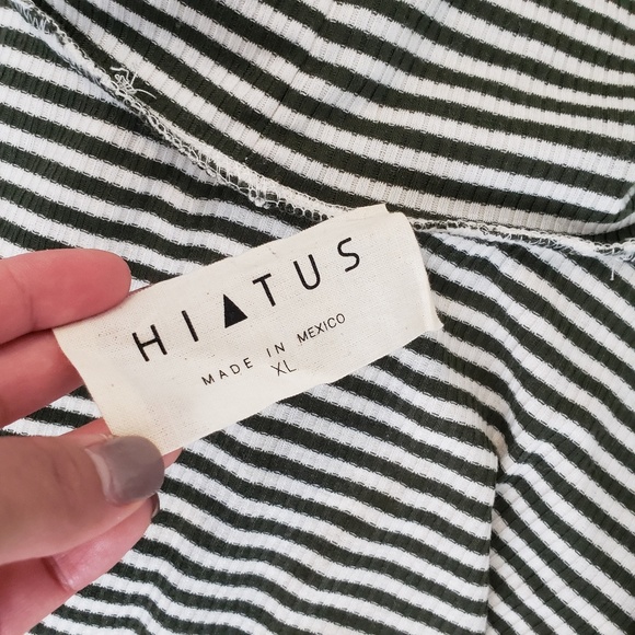 New HIATUS  | Long Sleeve- XL - Picture 5 of 6